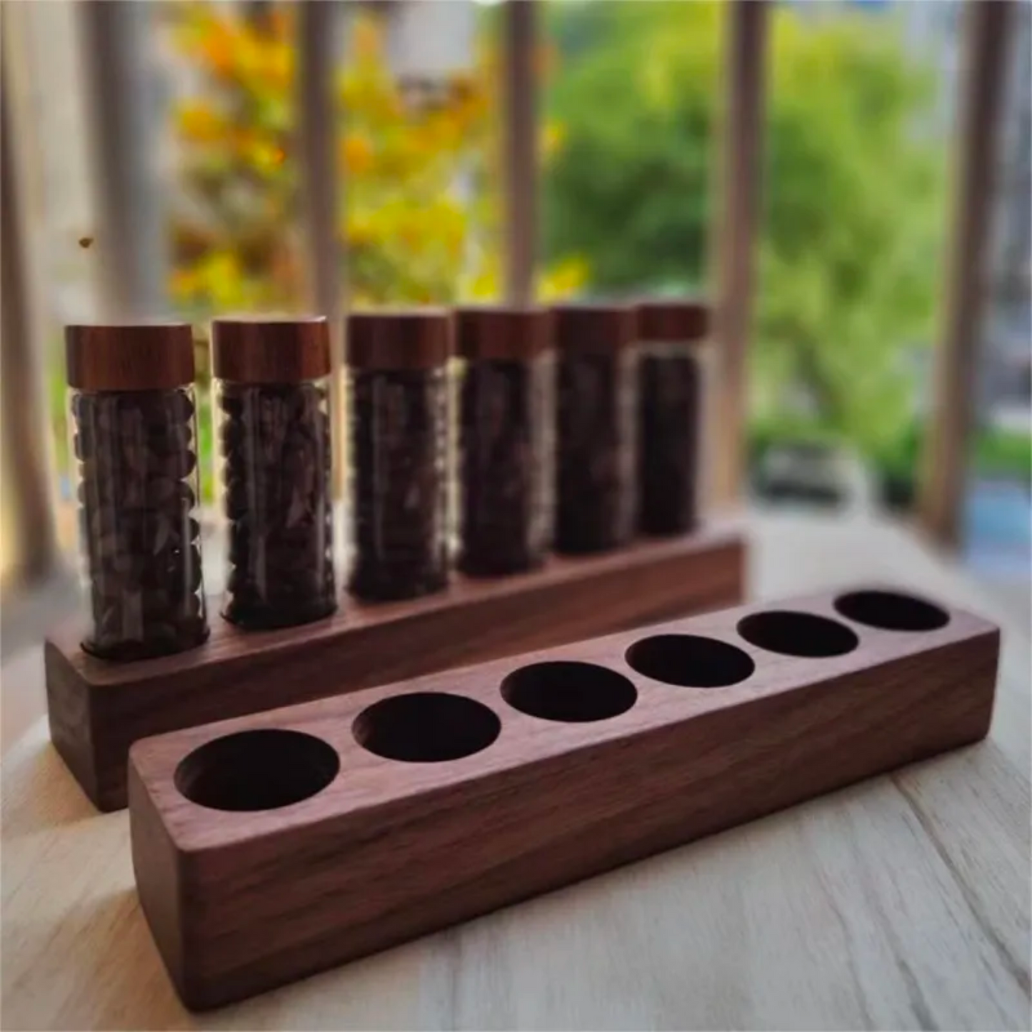 Single Dosing Beans Cellar with Walnut Wood Display Rack