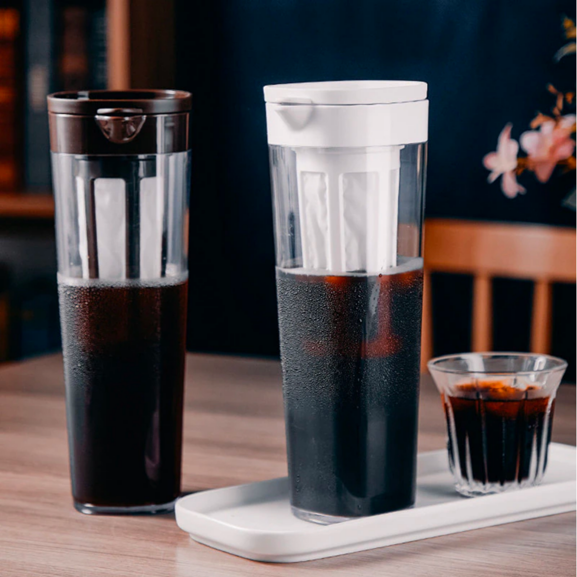 Cold Brew Bottle for Tea/Coffee with Mesh Filter - 1.1L | Home Coffee Maker For Fridge