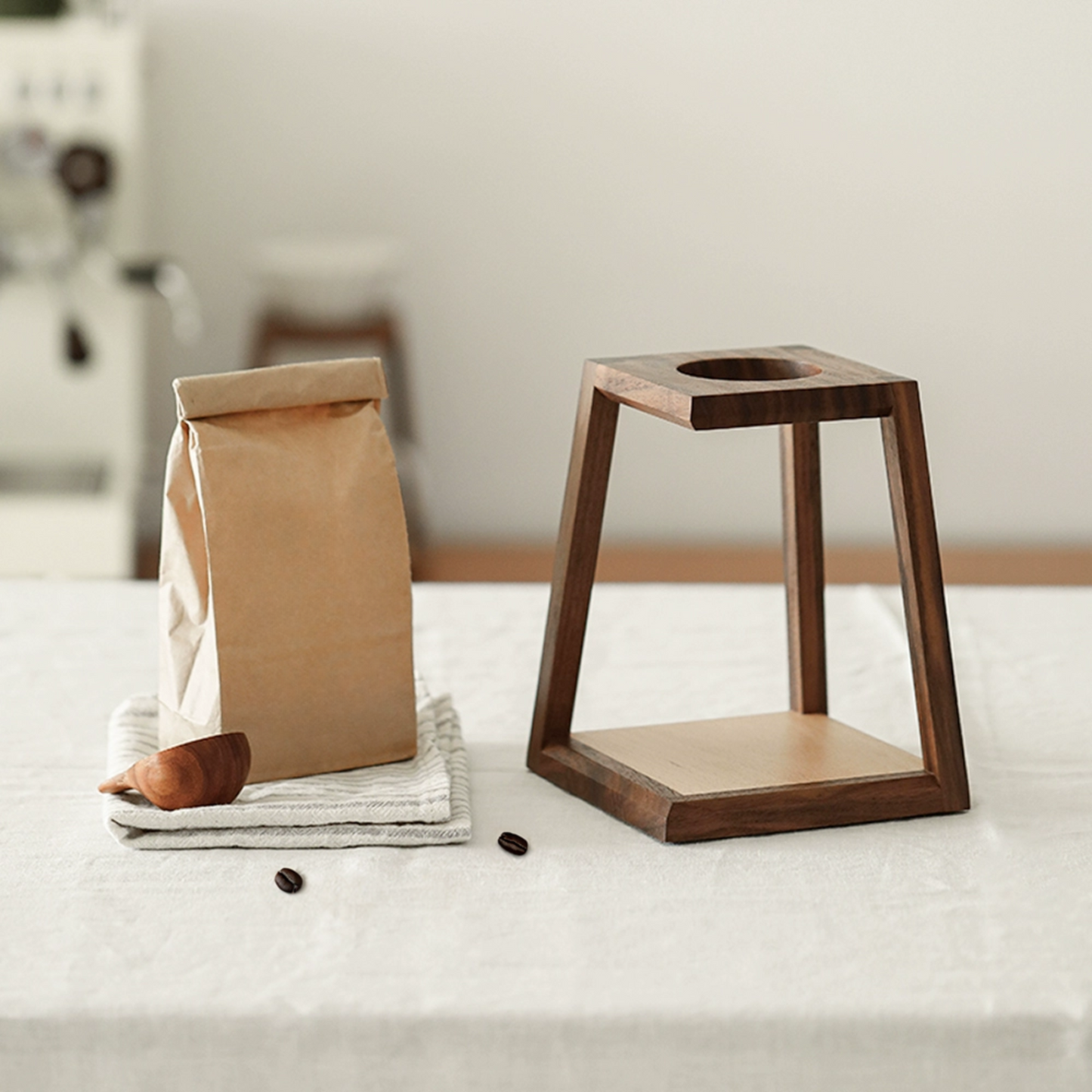 Coffee Dripper Stand plan, Works with most one cup drippers. Easy beginner woodworking plan. Perfect wedding gift for that coffee lover