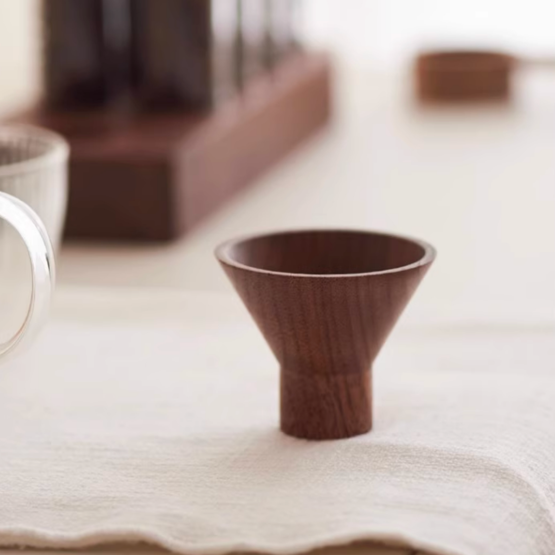 Single Dose Bean Cellar with Walnut Wood Display Rack and Funnel
