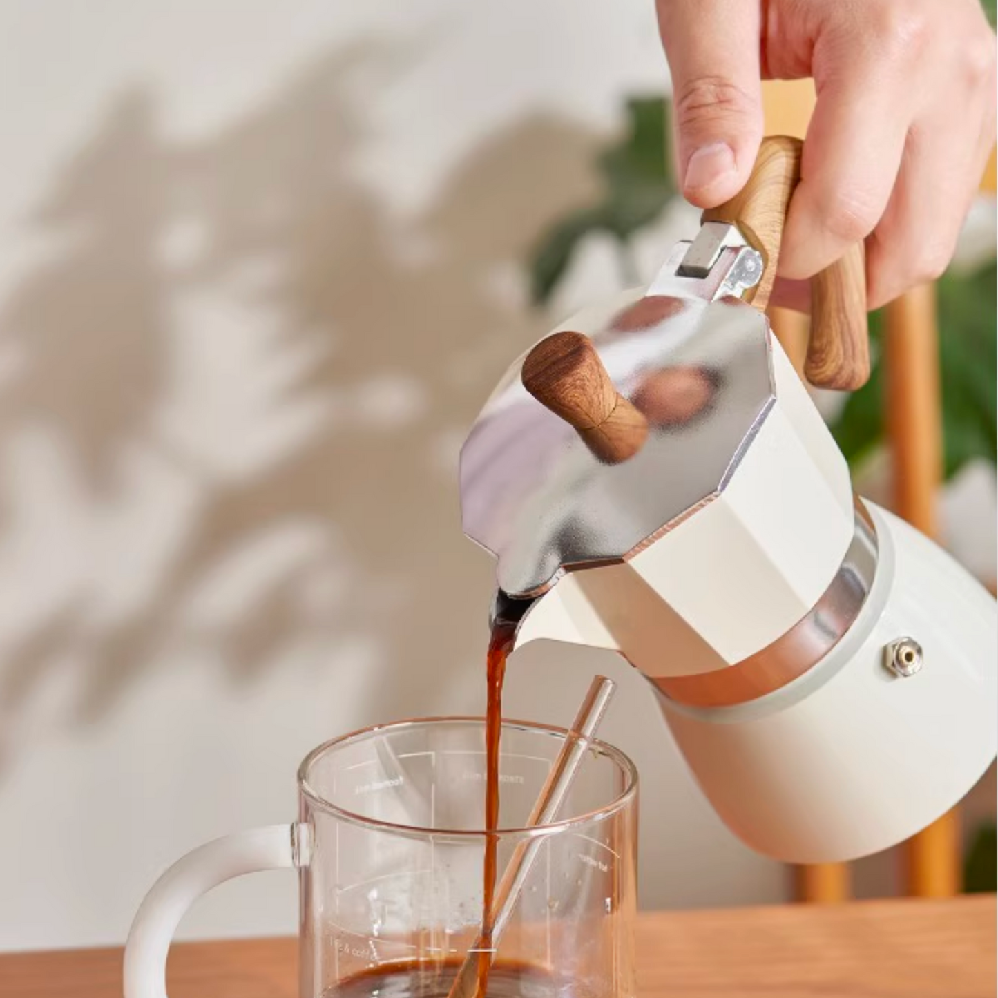 Retro Aluminium Moka Pot in Creamy White