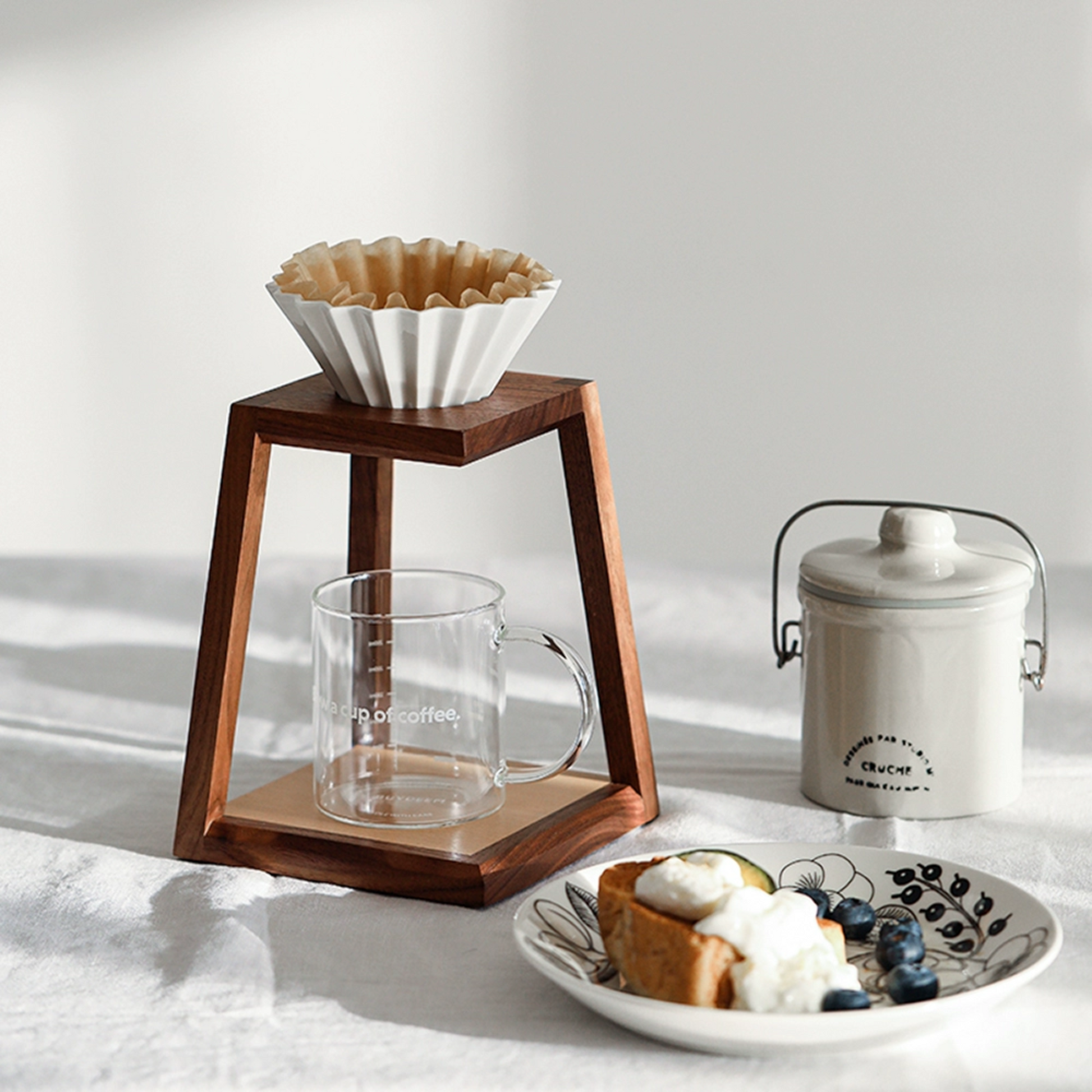 V60 Pour Over Coffee Brewing Station
