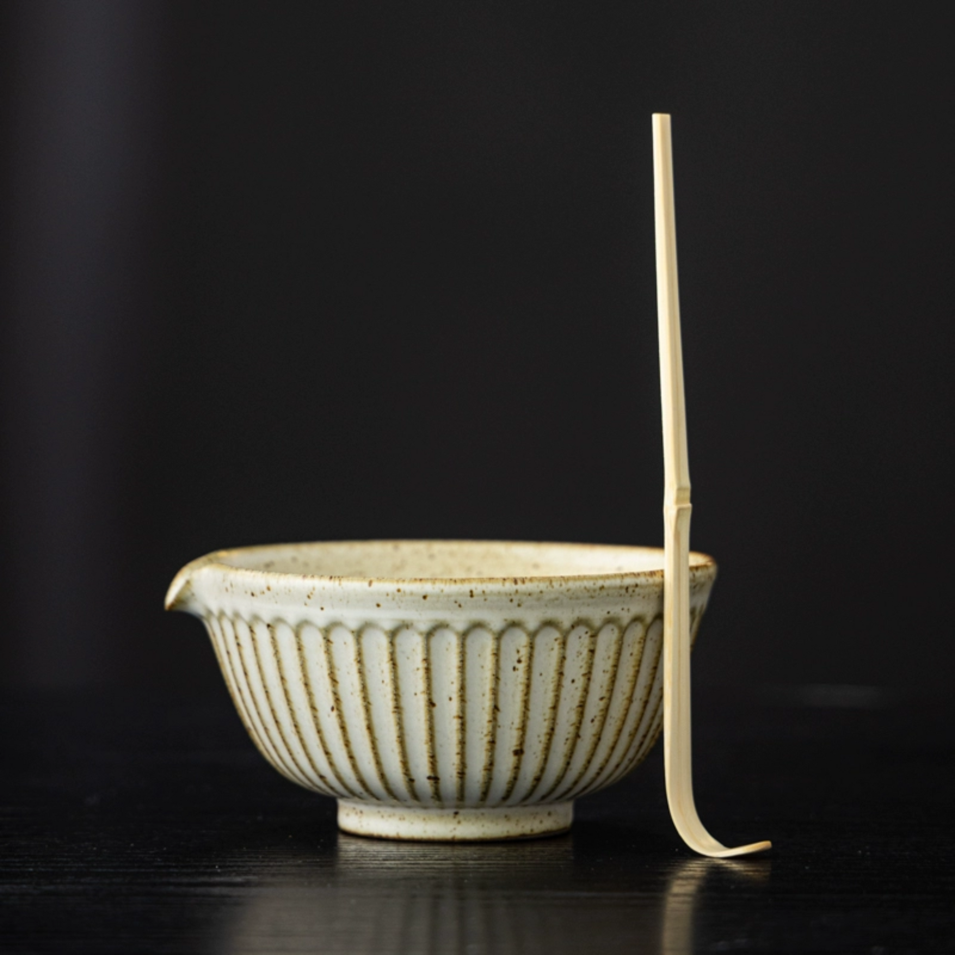 Ribbed Matcha Bowl and Set | Ceremonial Matcha Tea Tools & Gift Sets