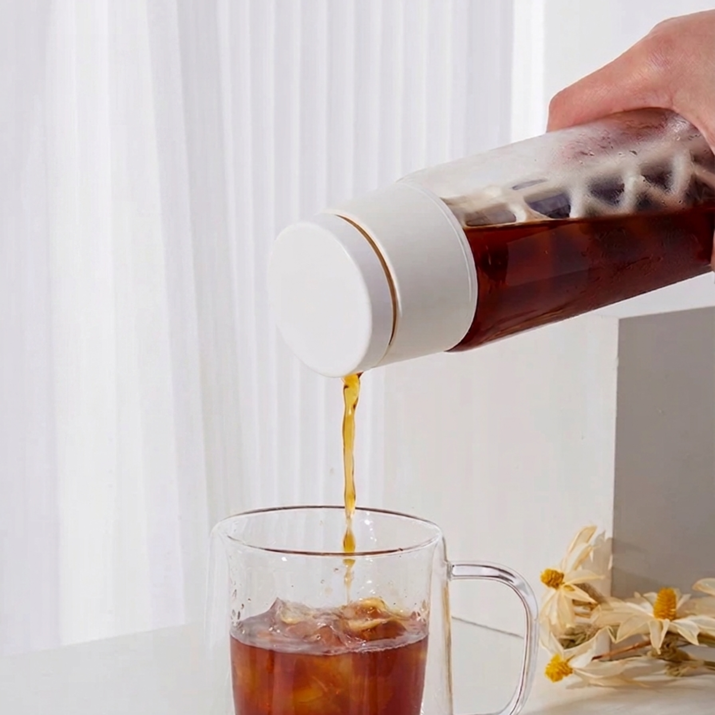 Capsule Glass Cold Brew Coffee Carafe - 550ml