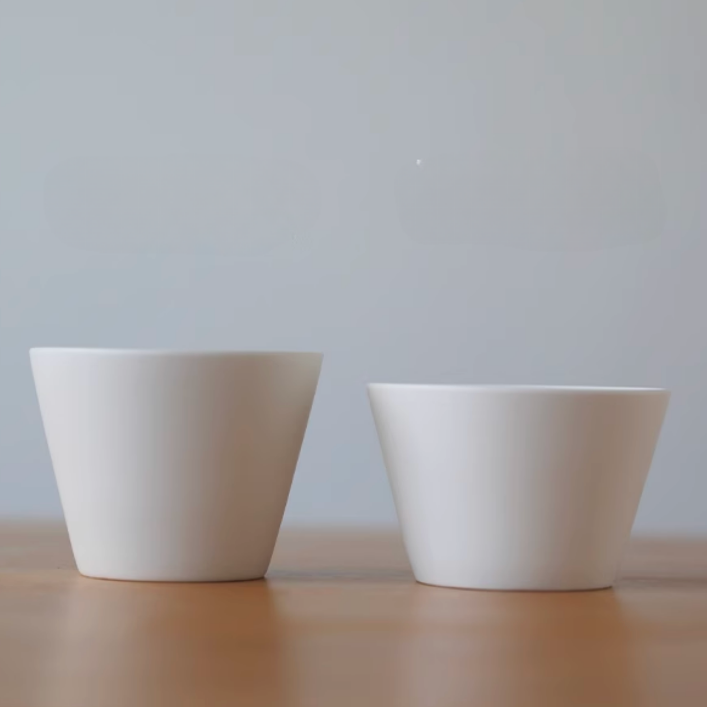 Minimalist matte ceramic latte cup in white, Japanese-inspired, 220 ml and 250 ml
